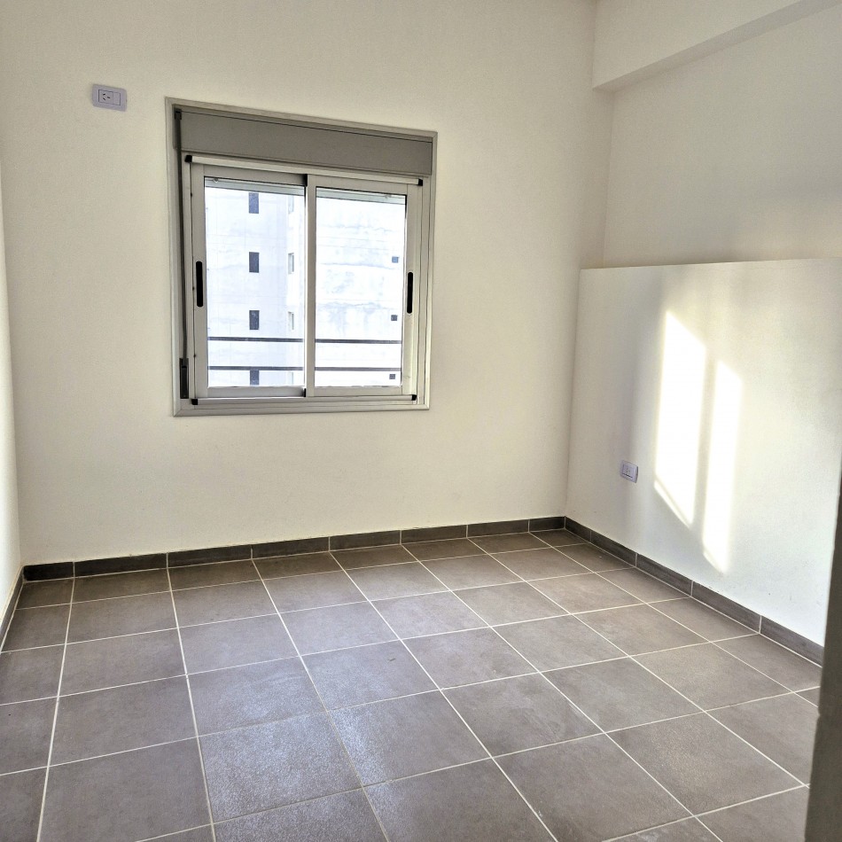 Dptos de 1 dorm a mts de Bv