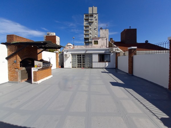 Increible Planta Alta a mts de Bv.