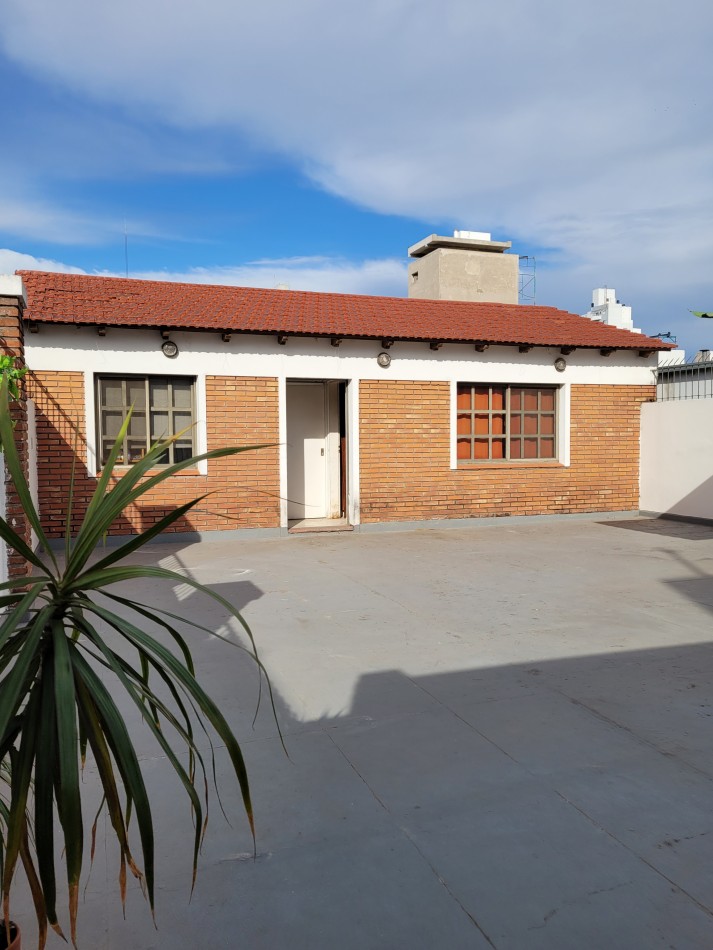 Increible Planta Alta a mts de Bv.