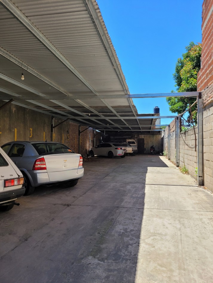 Terreno en Venta con cocheras 4 de enero 7200