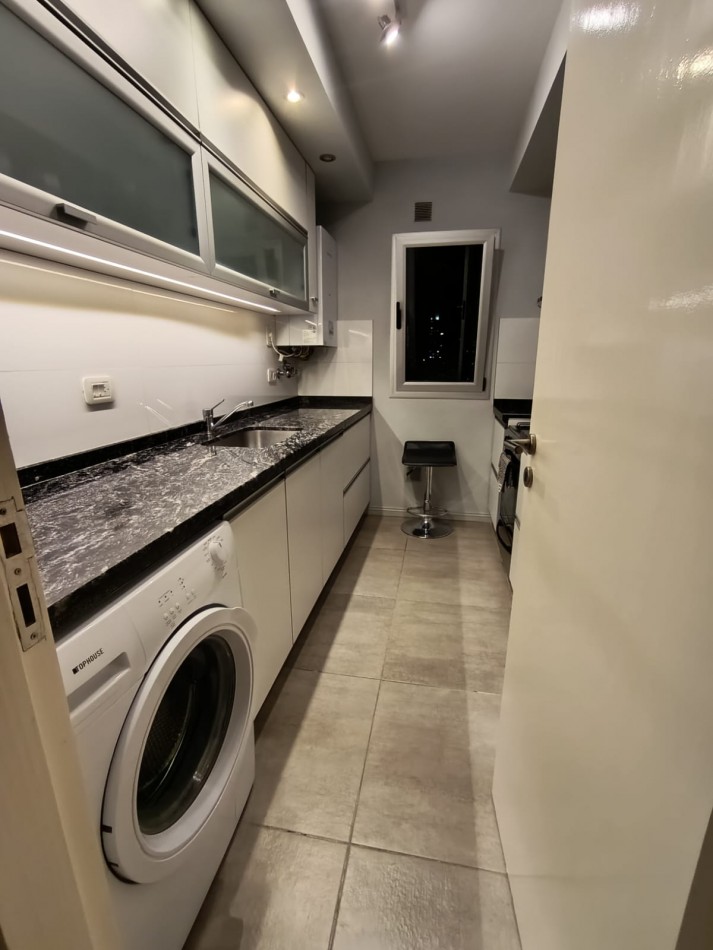 Dpto 1 dorm. + cochera. Rivadavia 3100