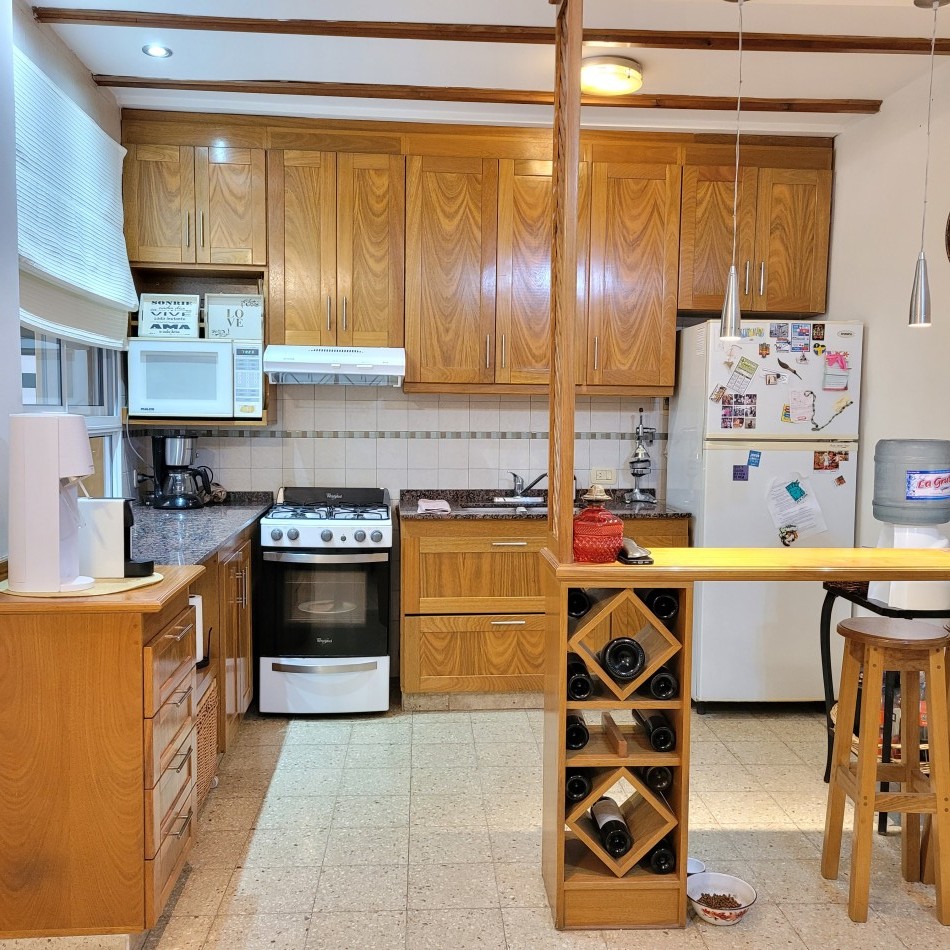 Impecable casa de 4 dormitorios en zona Centro Sur