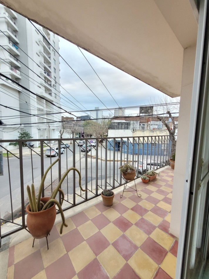 Impecable casa de 4 dormitorios en zona Centro Sur