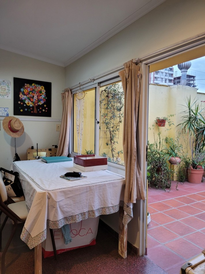 Impecable casa de 4 dormitorios en zona Centro Sur